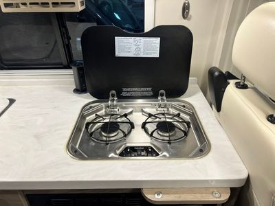 2023 Winnebago TRAVATO - Photo 9