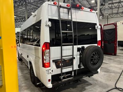 2023 Winnebago TRAVATO - Photo 29