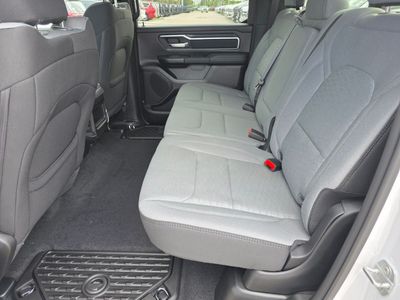 2026 Ram 1500 — photo 8 view