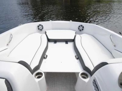 2026 Stingray 182SC - Photo 9