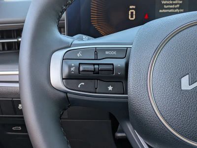 2026 Kia K5 — photo 24 view