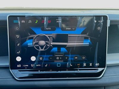 2026 Volkswagen Tiguan — photo 14 view