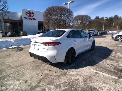 2025 Toyota Corolla SE - Photo 4