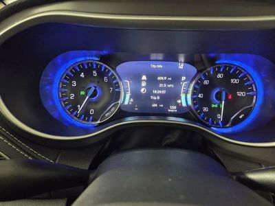 2026 Chrysler Pacifica — photo 14 view