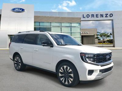 2025 Ford Expedition — rear three-quarter view