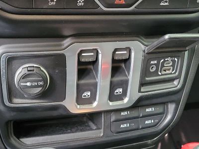 2022 Jeep Wrangler — photo 28 view