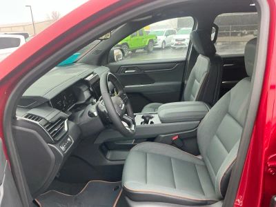 2026 GMC Acadia — photo 10 view
