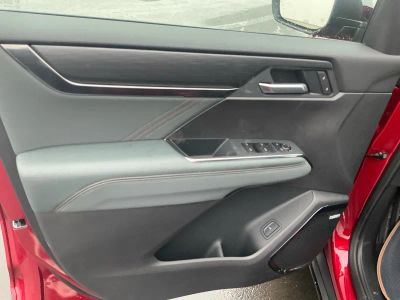 2026 GMC Acadia — photo 16 view