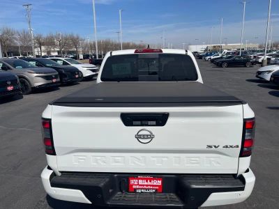 2024 Nissan Frontier — photo 18 view