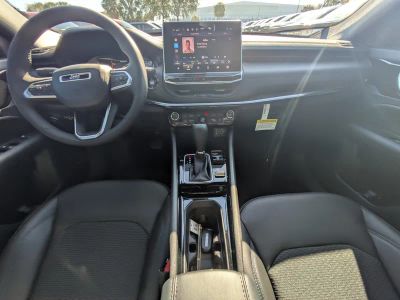 2026 Jeep Compass — photo 13 view