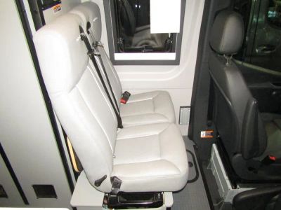 2026 Winnebago REVEL - Photo 8