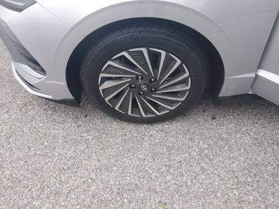 2025 Hyundai Sonata Hybrid - Photo 10