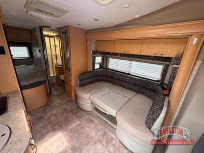 2009 Dutchmen Dorado Sprinter 24SA — photo 7 view