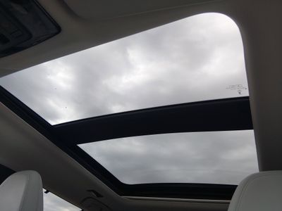 2025 Mitsubishi Outlander — photo 21 view