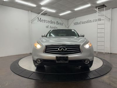 2015 INFINITI QX70 - Photo 2