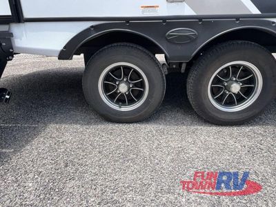2023 CrossRoads RV Sunset Trail - Photo 13