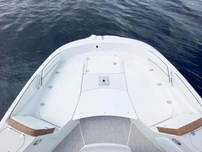 2026 Stingray 206CC - Photo 12