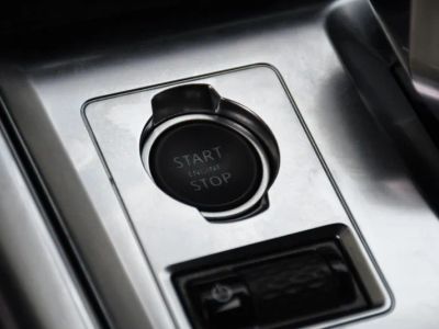 2022 Jaguar XF — photo 14 view