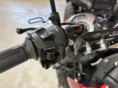 2025 Honda Navi Pearl Red - Photo 15