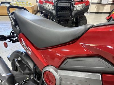 2025 Honda Navi Pearl Red - Photo 11
