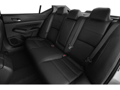 2022 Nissan Altima - Photo 10
