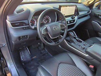 2024 Toyota Highlander - Photo 9