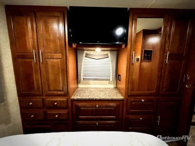 2015 Forest River Georgetown — photo 18 view