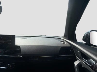2023 Audi SQ5 — photo 18 view