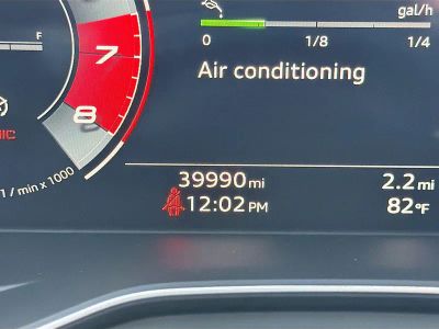 2023 Audi SQ5 — photo 40 view