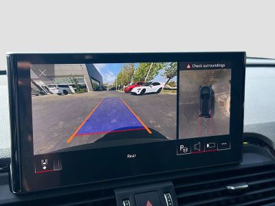 2023 Audi SQ5 — photo 32 view