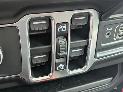 2025 Jeep Gladiator — photo 20 view