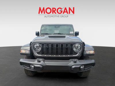 2025 Jeep Gladiator — photo 7 view