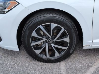 2024 Volkswagen Jetta - Photo 9