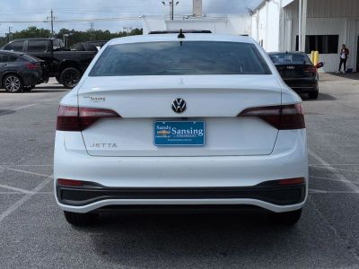 2024 Volkswagen Jetta - Photo 4