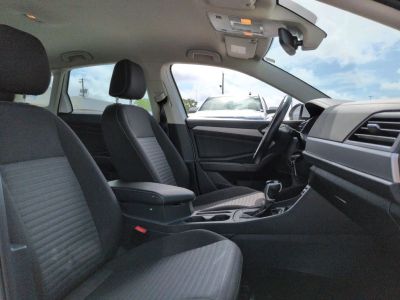 2024 Volkswagen Jetta - Photo 22