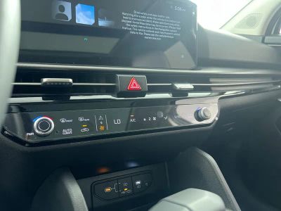 2026 Kia Sportage — photo 26 view