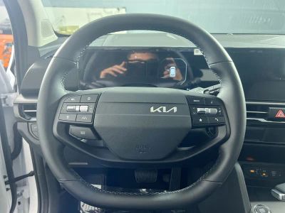 2026 Kia Sportage — photo 17 view