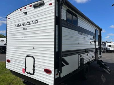 2026 Grand Design Transcend One - Photo 5