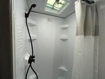 2026 Grand Design Transcend One - Photo 24