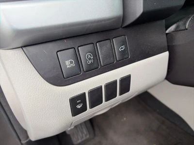 2018 Toyota Highlander — photo 14 view