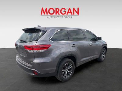 2018 Toyota Highlander — photo 7 view