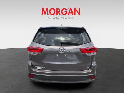 2018 Toyota Highlander — engine compartment view