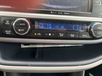 2018 Toyota Highlander — photo 20 view
