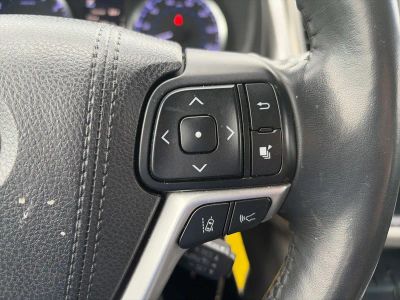 2018 Toyota Highlander — photo 16 view