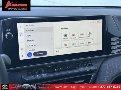 2026 Toyota Camry - Photo 33
