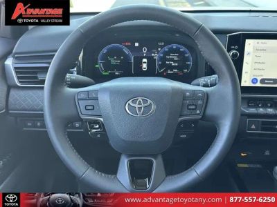 2026 Toyota Camry - Photo 18