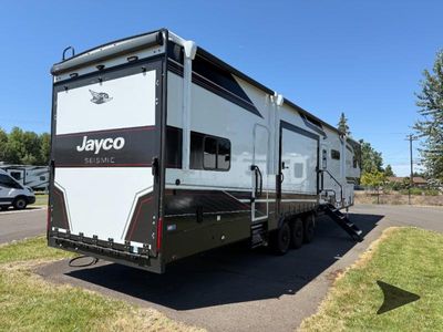 2026 Jayco Seismic - Photo 4