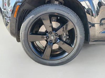 2023 Land Rover Defender — photo 40 view