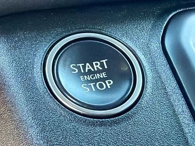 2023 Land Rover Defender — photo 34 view