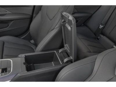 2026 BMW 4 Series — photo 16 view